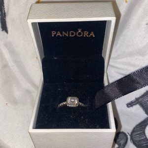 Pandora Square Cut Ring 💍